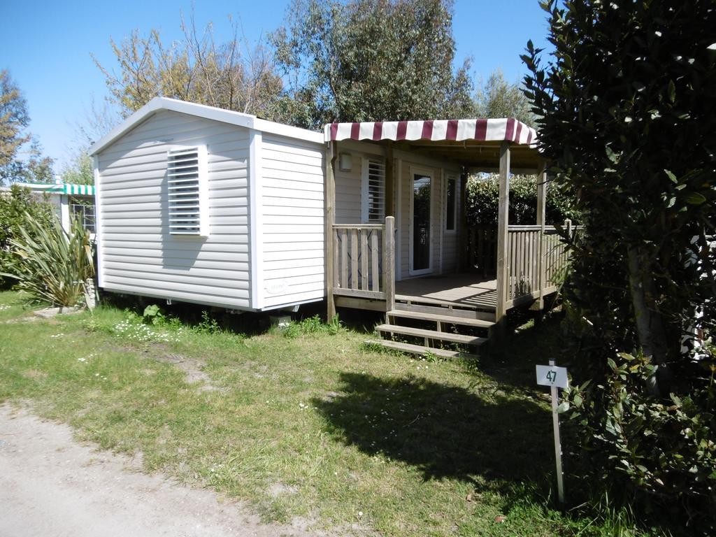 Camping Antioche D'Oleron La Brée-les-Bains 외부 사진
